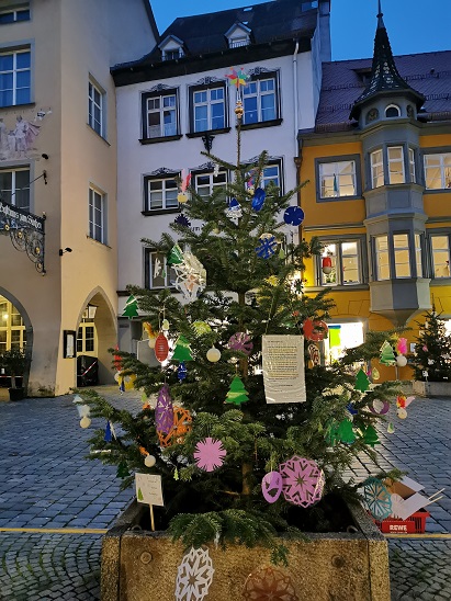 Weihnachtsbaum Geschückt